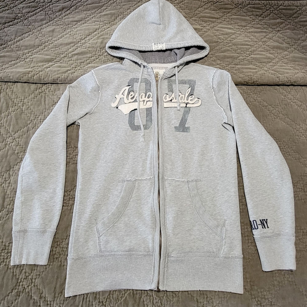Aeropostale men's zip up sweater